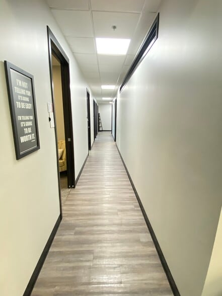 More Photos Of 517 N Westhill Blvd, Appleton Freestanding For Lease