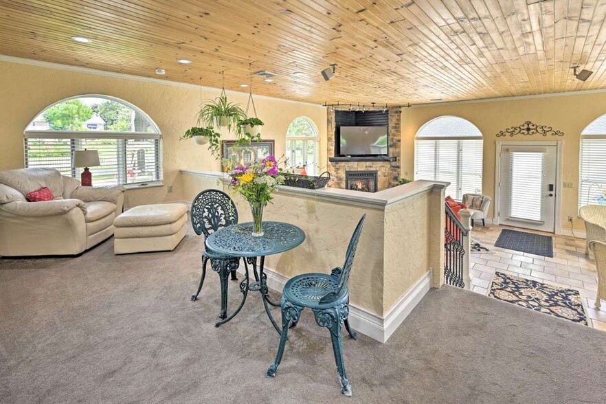 More Photos Of 106 Bowman Rd, Wisconsin Dells Hospitality For Sale