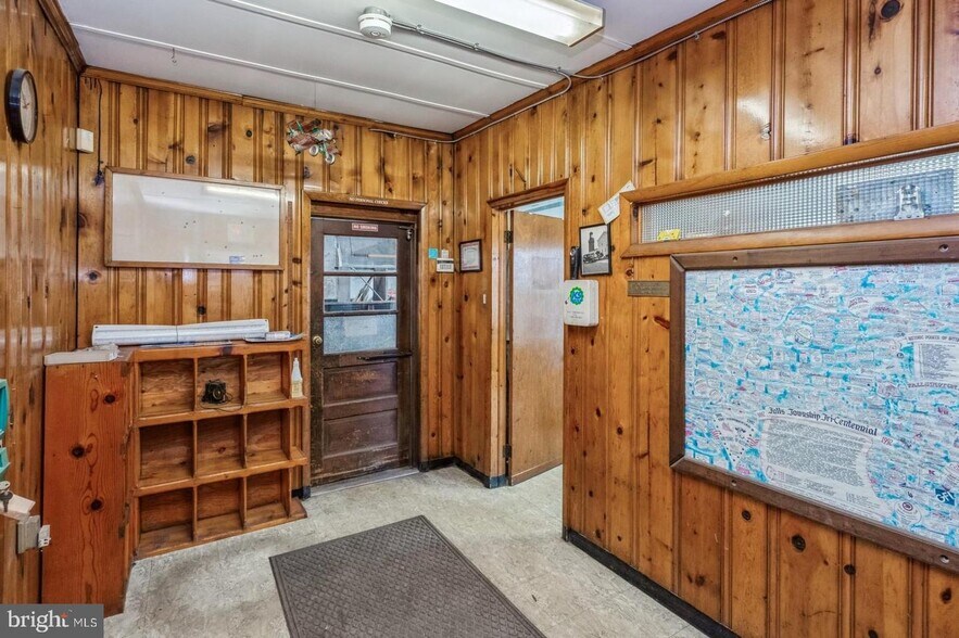 More Photos Of 27 Brooks Ave, Morrisville Service For Sale