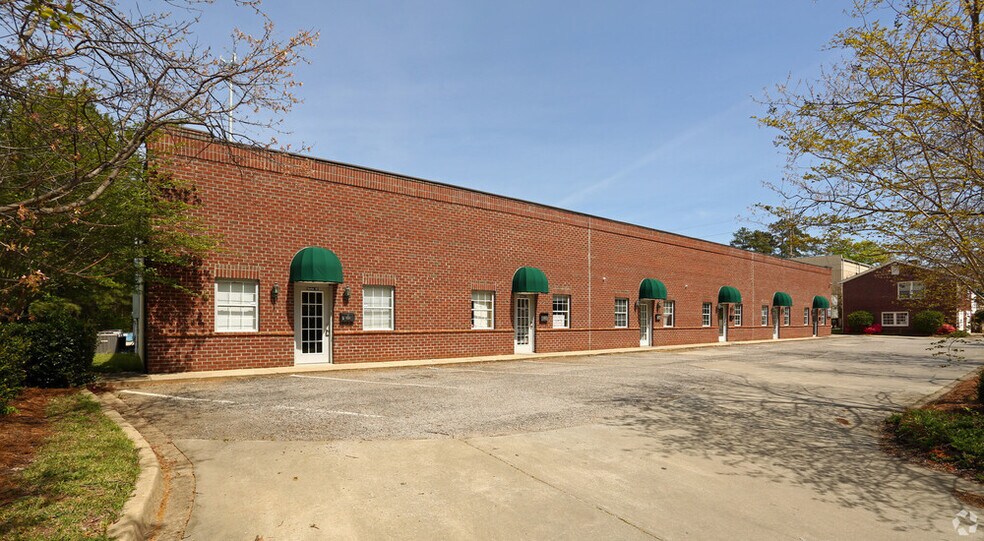 More Photos Of 3827 Broad River Rd, Columbia Unknown For Lease