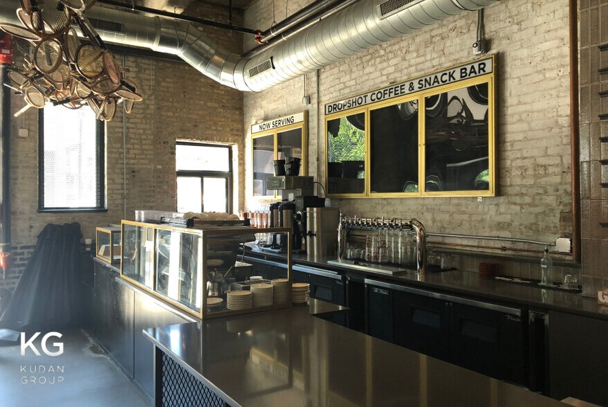 More Photos Of 312 W Chestnut St, Chicago Hospitality For Sale