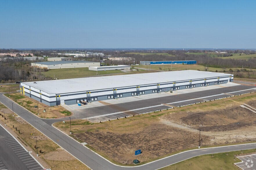 More Photos Of 1401 Shepherd Rd, Liberty Unknown For Lease