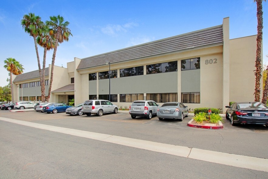 More Photos Of 802 Magnolia Ave, Corona Office For Sale