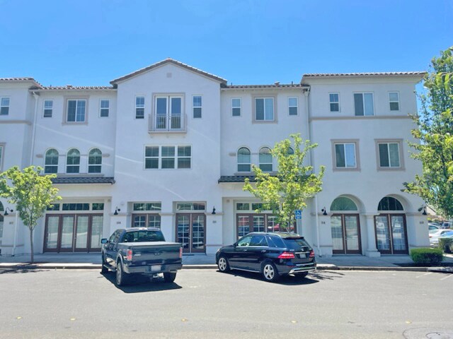 More Photos Of 220 Windsor River Rd, Windsor Apartments For Sale