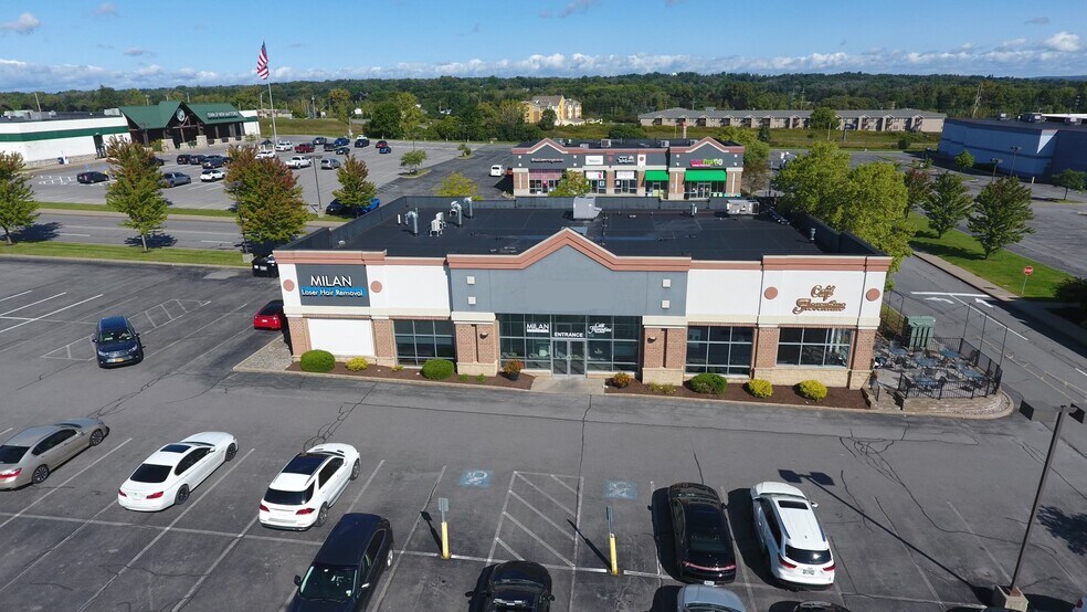 More Photos Of 8617-8647 Clinton St, New Hartford Department Store For Lease