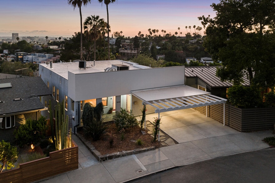 More Photos Of 1642 Elevado St, Los Angeles Multifamily For Sale