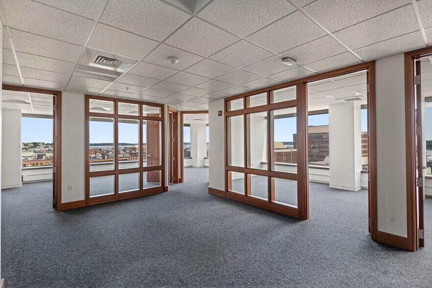 More Photos Of 1 City Center, Portland Office For Lease