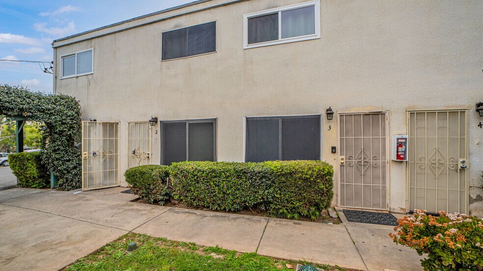 More Photos Of 7425 Waite Dr, La Mesa Apartments For Sale