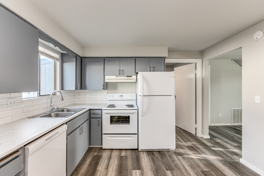 More Photos Of 6721 W Kennewick Ave, Kennewick Apartments For Sale