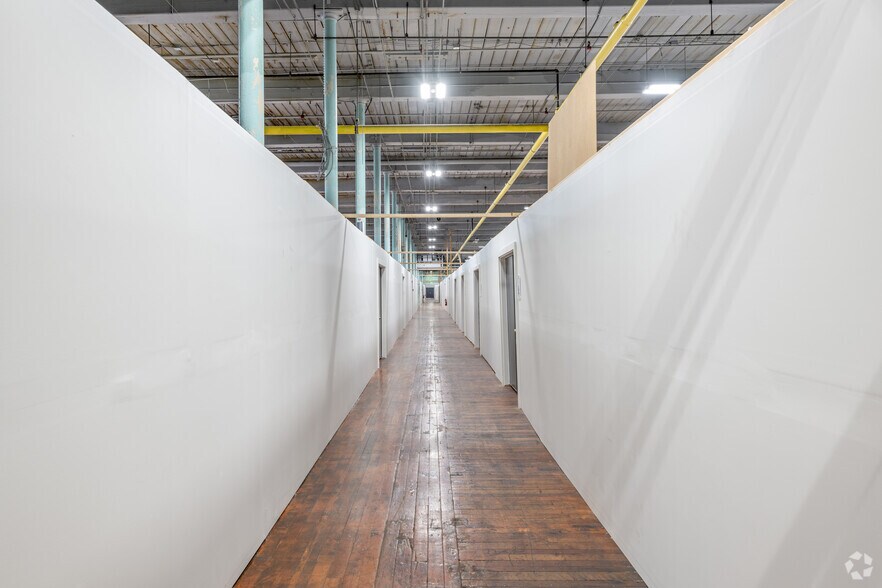 More Photos Of 1 Ace St, Fall River Warehouse For Lease