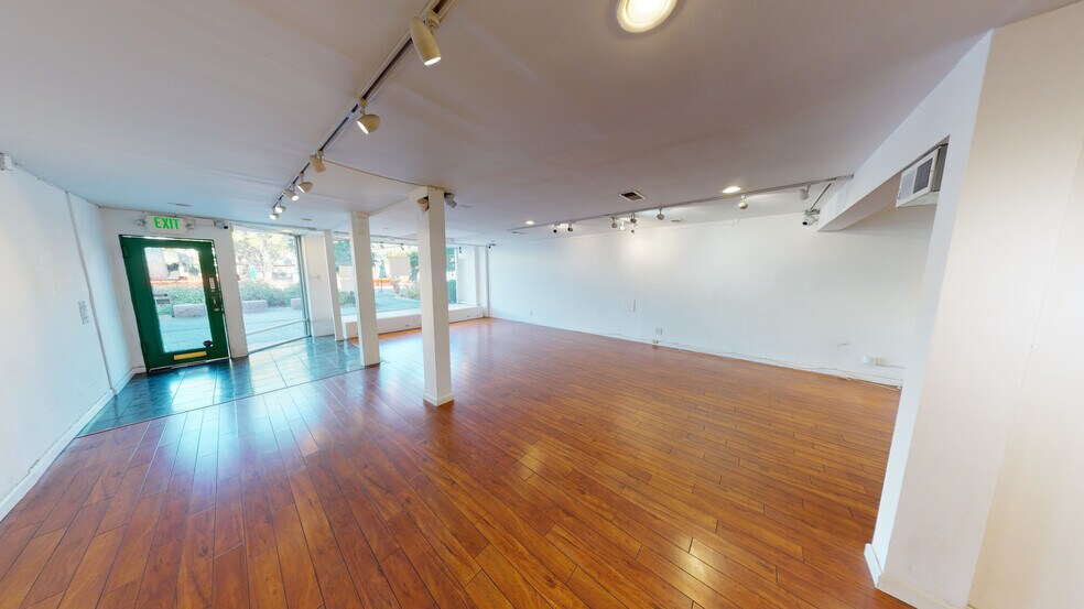 More Photos Of 425-429 California Ave, Palo Alto Storefront For Lease