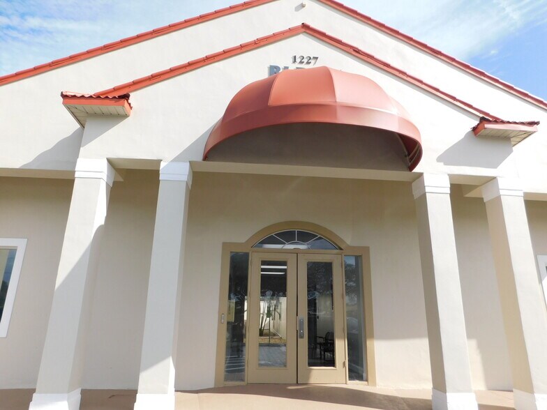 More Photos Of 1227 S Patrick Dr, Satellite Beach Office For Lease