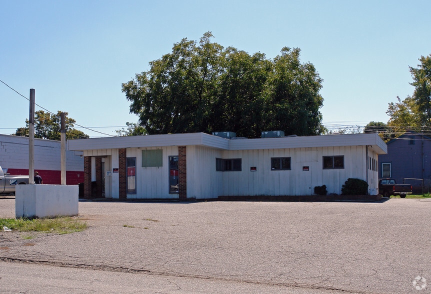 More Photos Of 620 Monmouth St, Winston-Salem Office For Lease