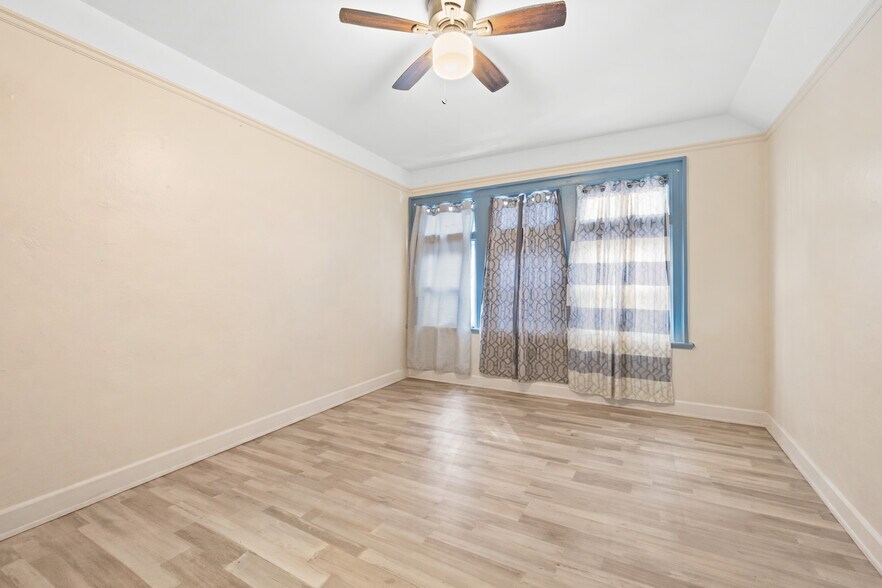 More Photos Of 415 Grand St, Newburgh Apartments For Sale