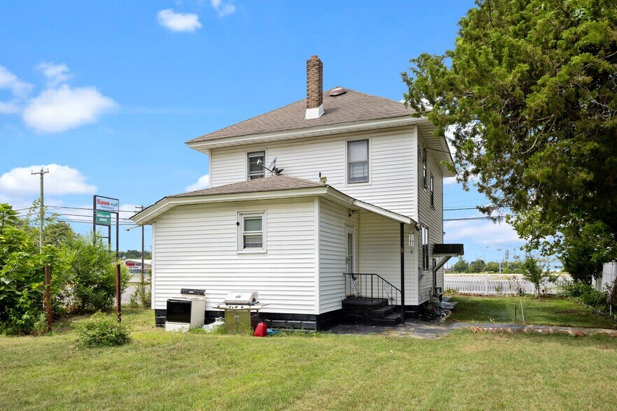 More Photos Of 600 W Broad St, Paulsboro Specialty For Sale