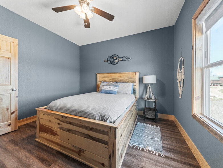 More Photos Of 156 Serenity Loop loop, Glenwood Hospitality For Sale