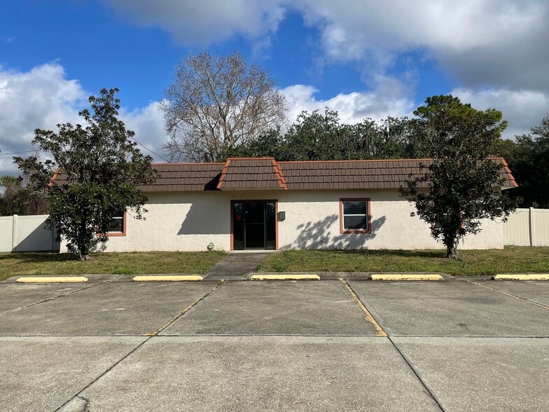 Primary Photo Of 1101 E Broadway St, Oviedo Office For Lease
