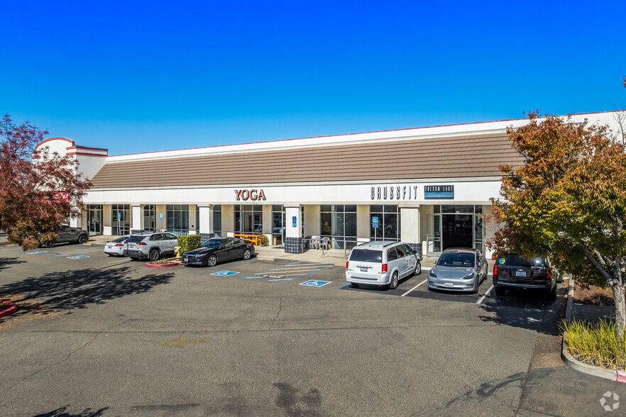 More Photos Of 1013 Riley St, Folsom Restaurant For Lease