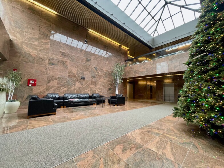 More Photos Of 90 Grove St, Ridgefield Medical For Lease