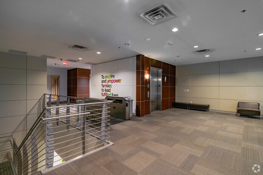 More Photos Of 10000 Rogers Run, San Antonio Office For Sale