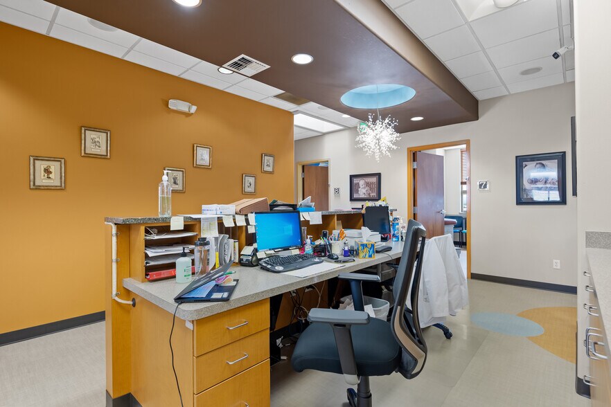 More Photos Of 9521 Sandifur Pky, Pasco Medical For Lease