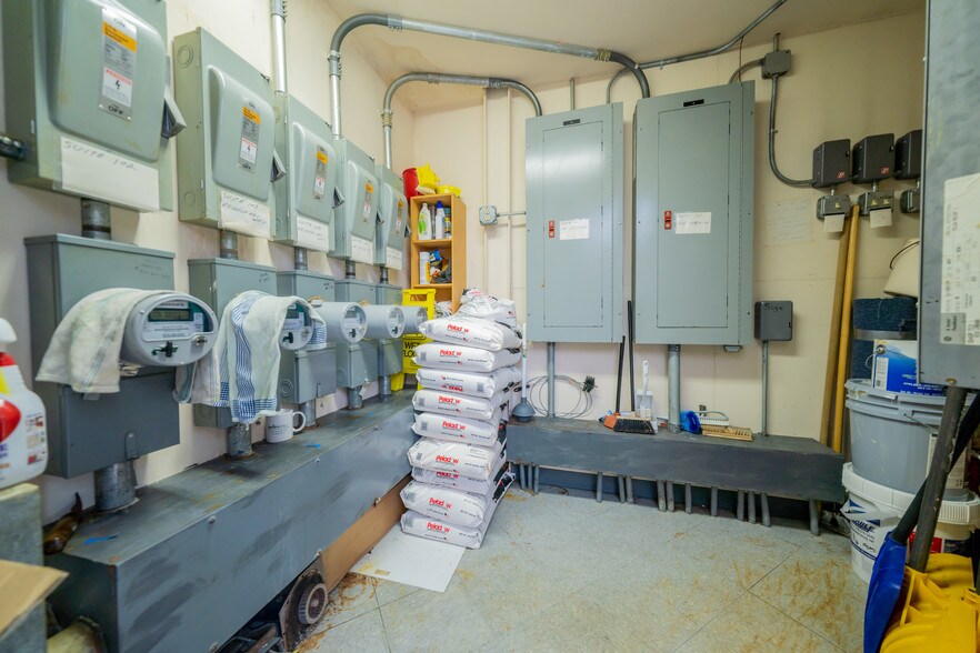 More Photos Of 12575 Rockside Rd, Garfield Heights Medical For Sale