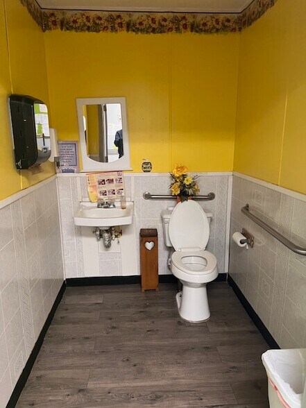 More Photos Of 134 Alley St, Vass Daycare Center For Lease