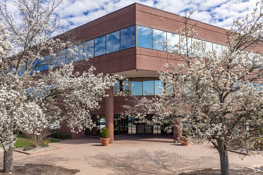 More Photos Of 103 Morgan Ln, Plainsboro Office For Sale