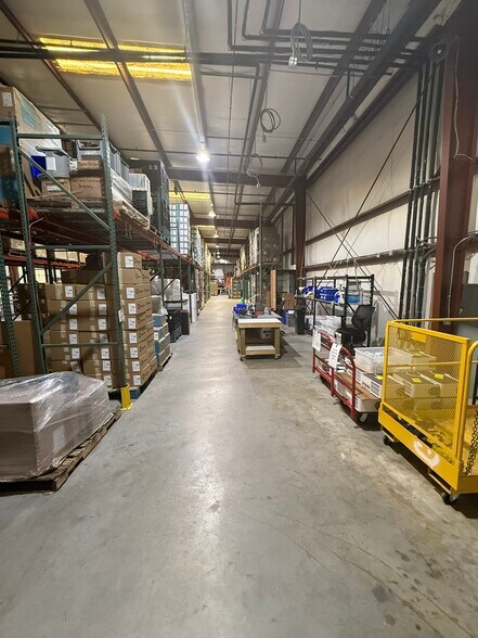 More Photos Of 144 Talbert Pointe Dr, Mooresville Light Distribution For Lease