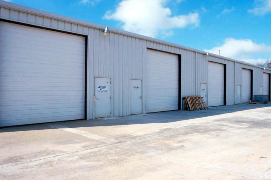 More Photos Of 1280 Oak Industrial Ln, Cumming Distribution For Sale