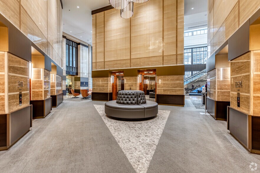 More Photos Of 200 Central Ave, Saint Petersburg Office For Lease