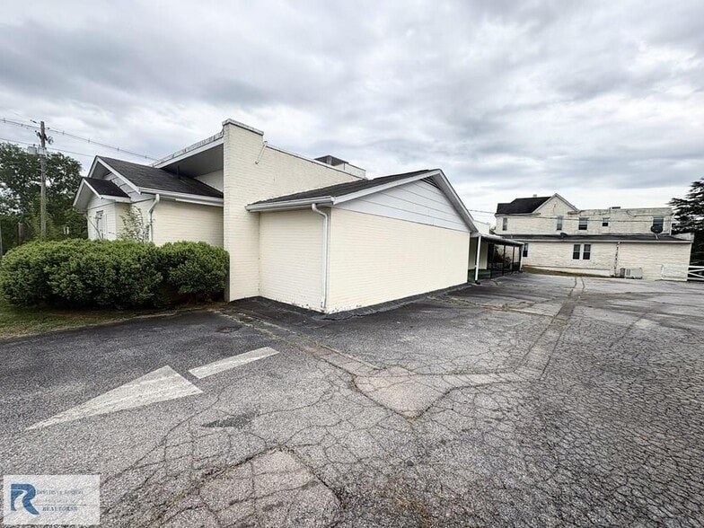 More Photos Of 2025 N Main St, Danville Religious Facility For Sale