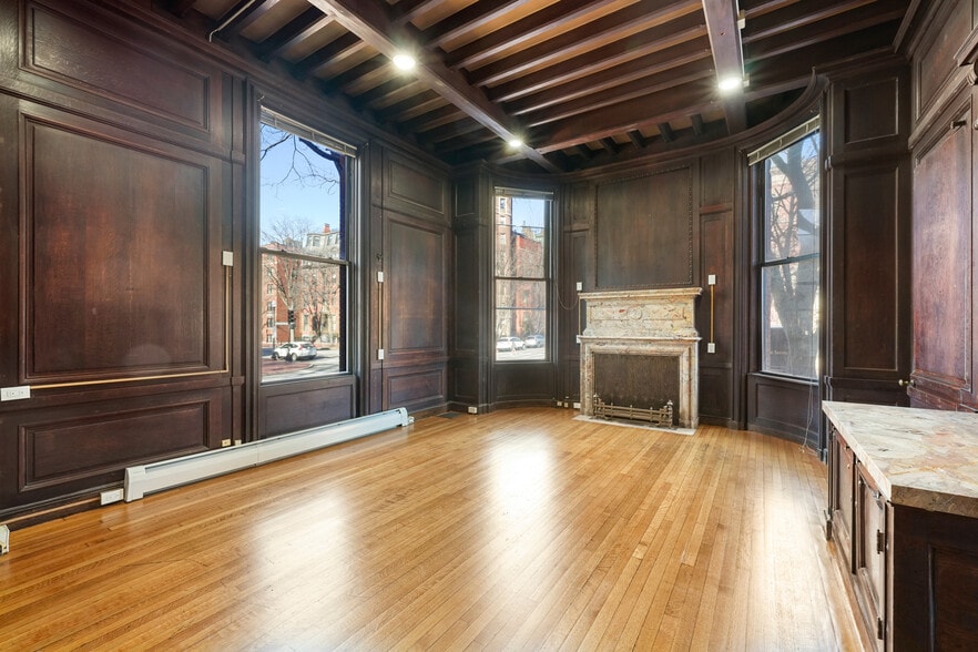 More Photos Of 164 Marlborough St, Boston Dormitory For Sale