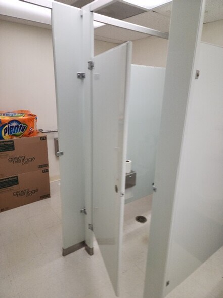 More Photos Of 1 Washington Blvd, Robbinsville Medical For Sale