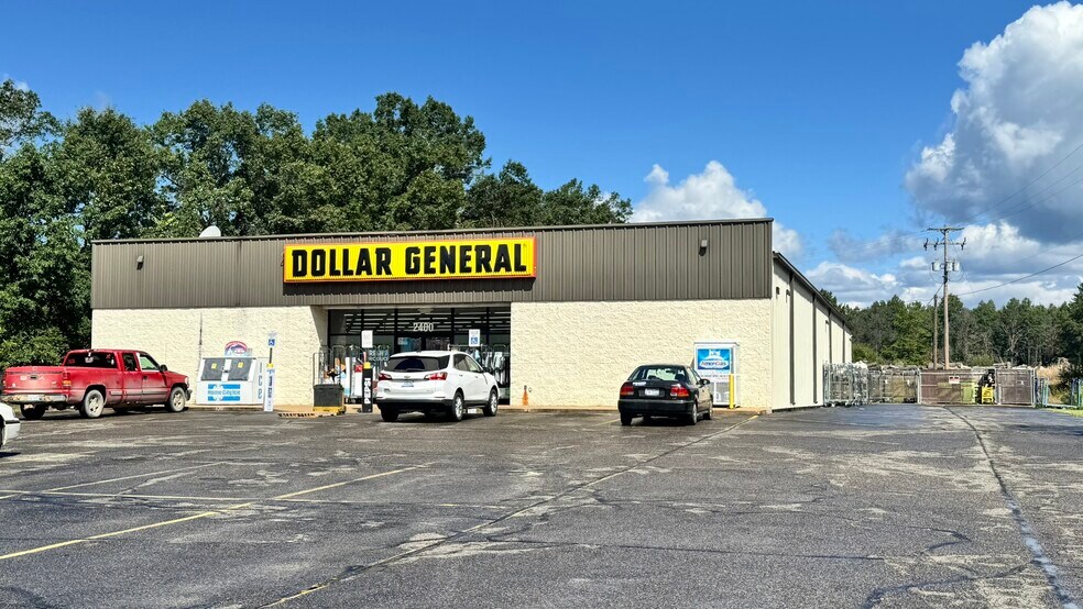 Primary Photo Of 2400 W Cadillac Dr, Farwell Freestanding For Sale