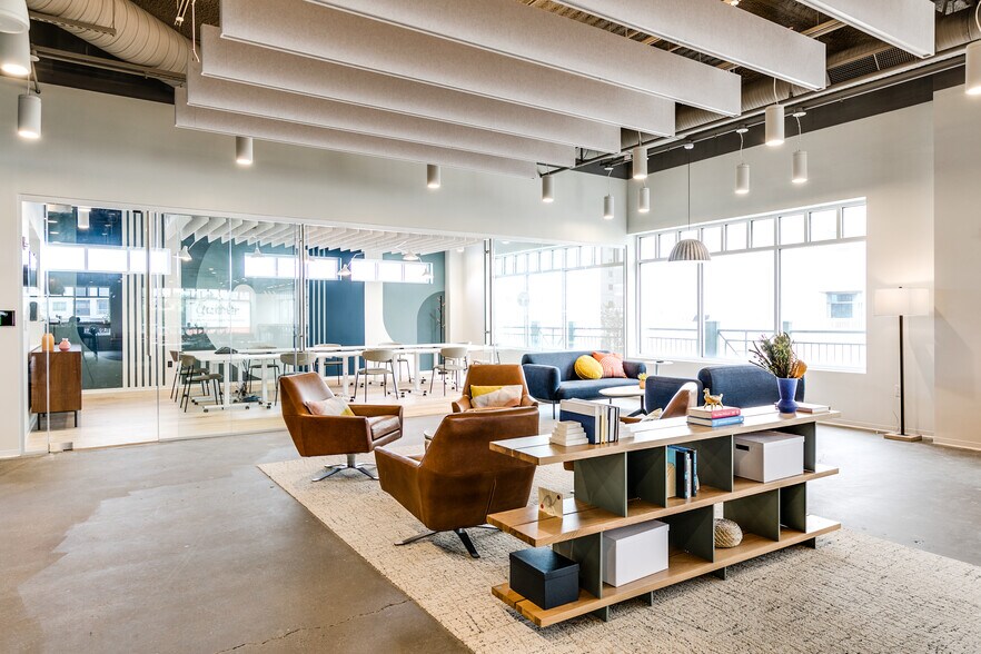 More Photos Of 249 Central Park Ave, Virginia Beach Coworking Space