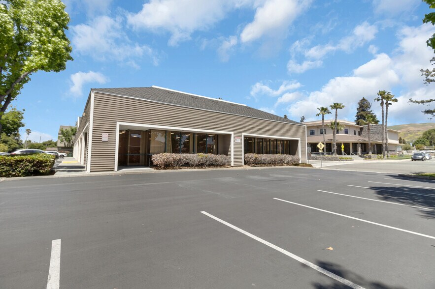 More Photos Of 1205-1247 S Park Victoria Dr, Milpitas Medical For Lease