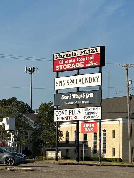 More Photos Of 639 E Madison Ave, Bastrop Office For Lease