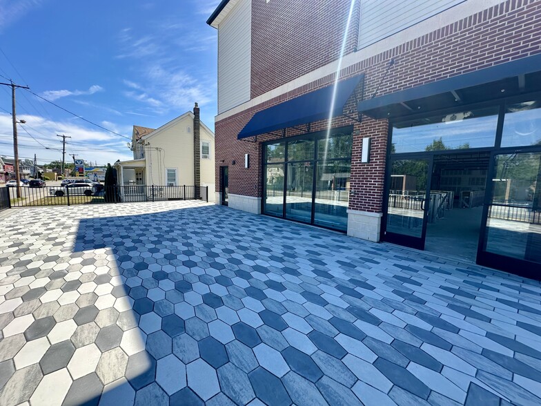 More Photos Of 57 Hamburg Tpke, Riverdale Restaurant For Sale