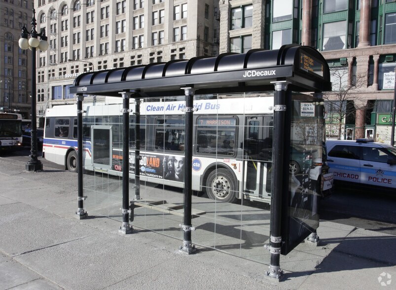 More Photos Of 59 E Van Buren St, Chicago Apartments For Lease