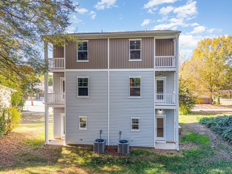 More Photos Of 711 Fairview St, High Point Multifamily For Sale