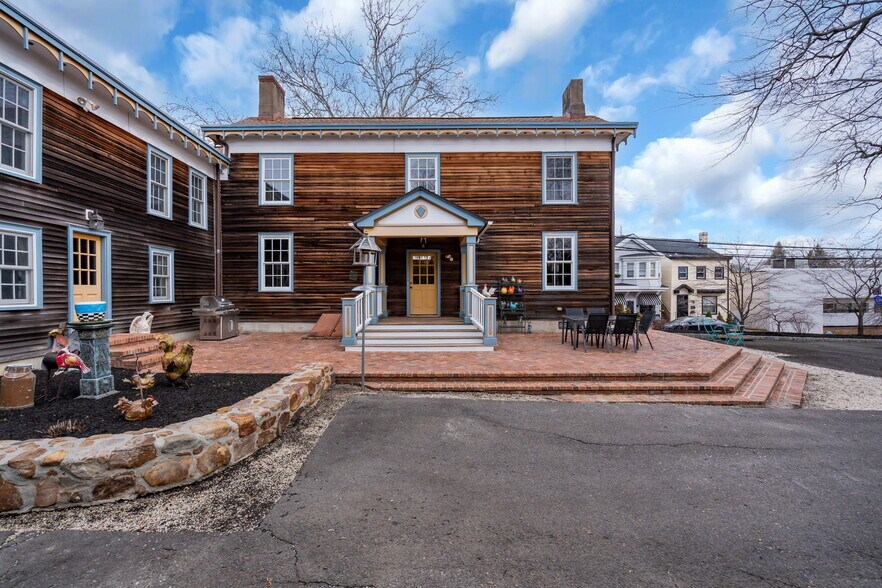 More Photos Of 137 Stockton St, Hightstown Flex For Sale