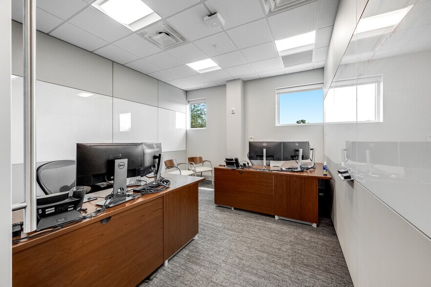 More Photos Of 1050 Satcom Ln, Melbourne Office For Sale