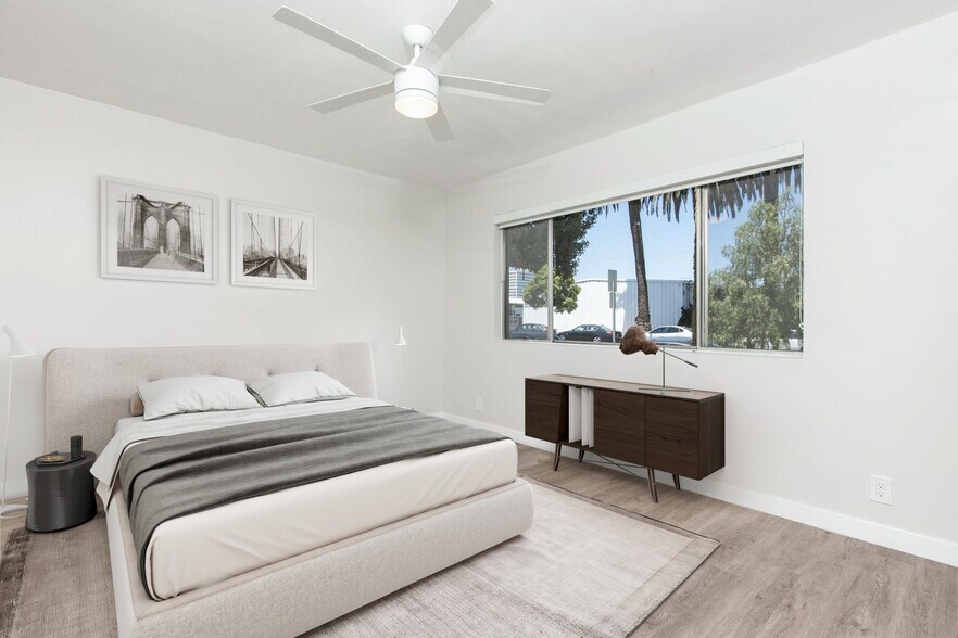 More Photos Of 1428 12th St, Santa Monica Apartments For Sale