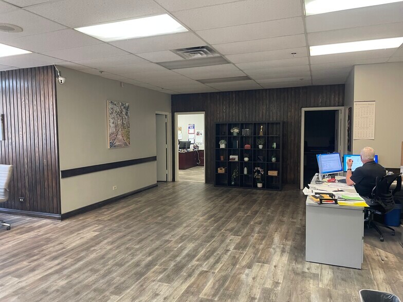 More Photos Of 4114 S Peoria St, Chicago Warehouse For Sale