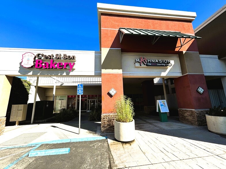 More Photos Of 1375 Blossom Hill Rd, San Jose Unknown For Lease