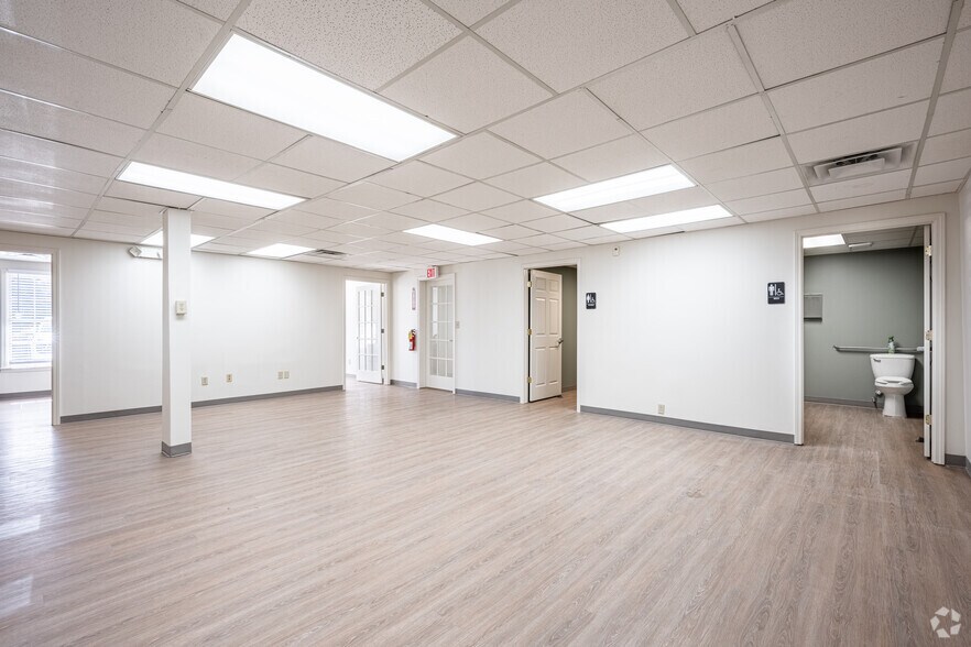 More Photos Of 1100 Turner Rd, Cumming Office For Lease