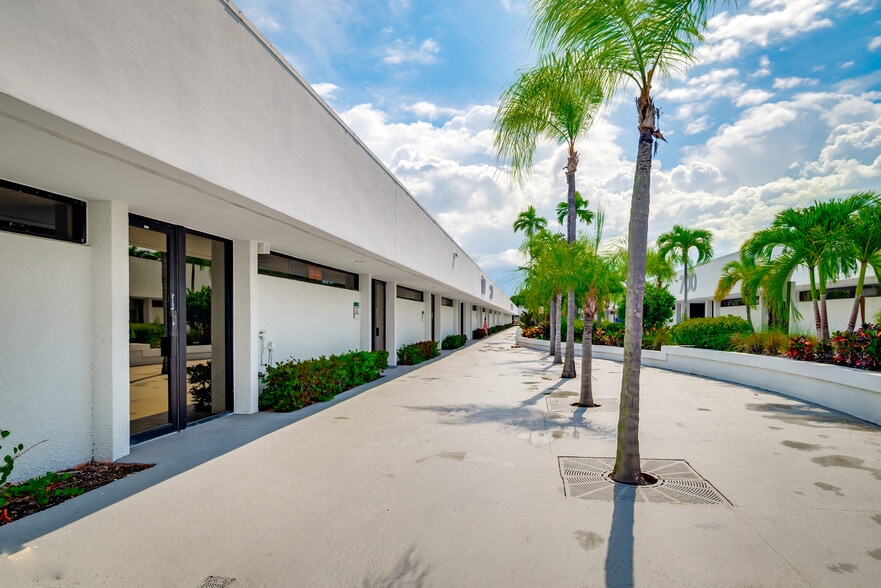 More Photos Of 16244 S Military Trl, Delray Beach Medical For Lease