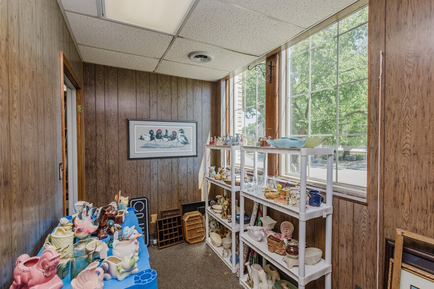 More Photos Of 920 Millington St, Winfield Storefront Retail Office For Sale
