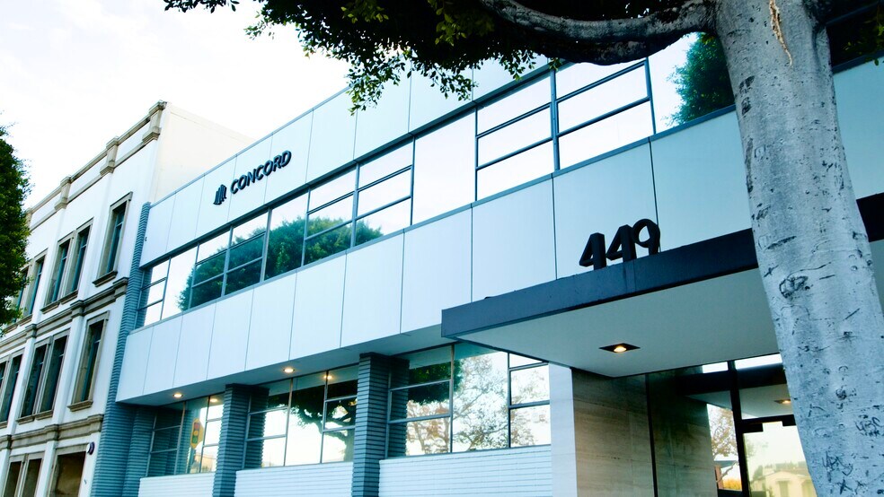 More Photos Of 449 S Beverly, Beverly Hills Office For Sale